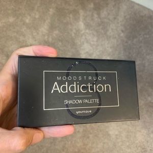 Younique Addiction 3 Palette